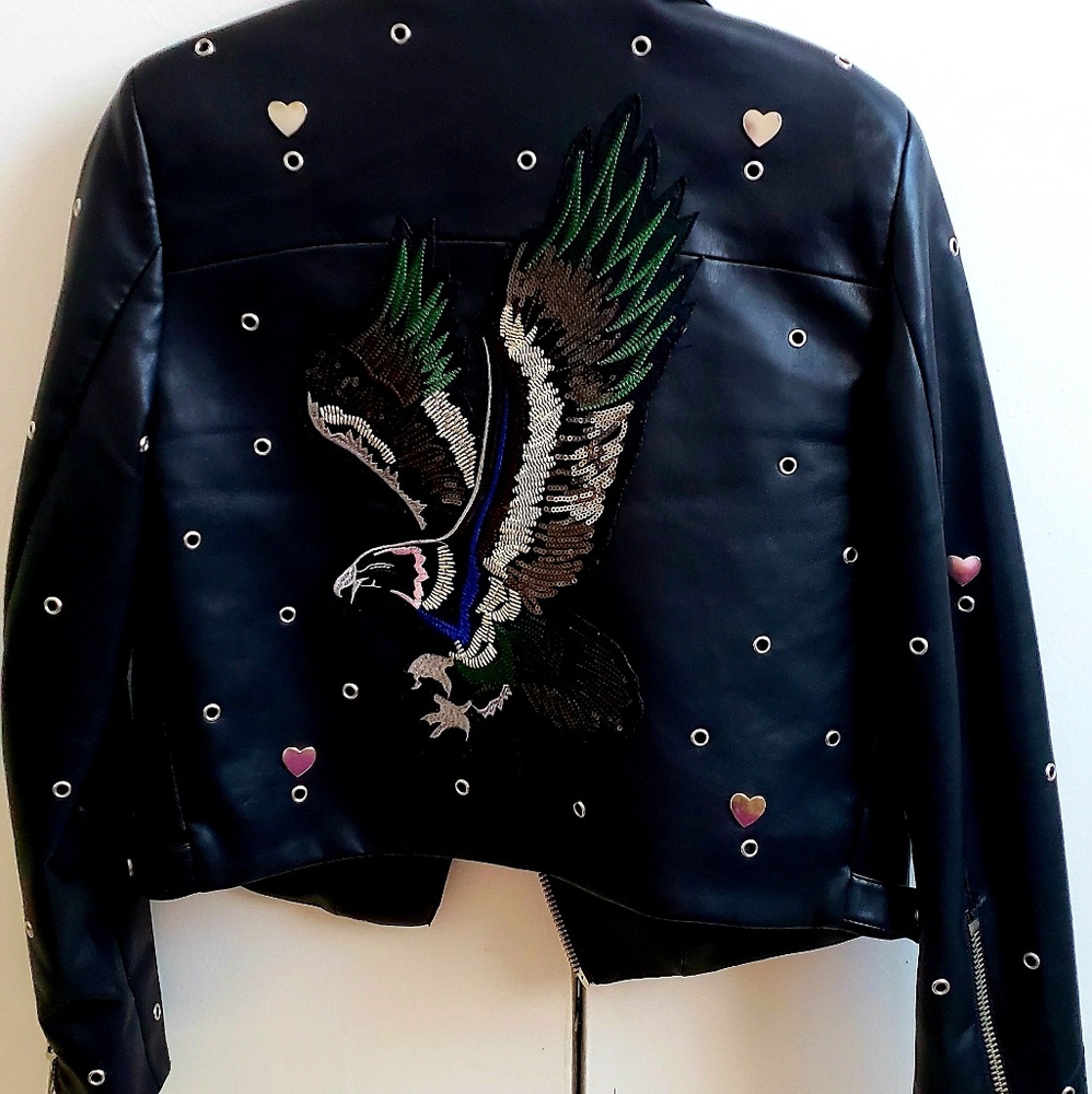 H&M JACKET IN BLACK WITH A UNIQUE PATTERN - Picture 2 of 5